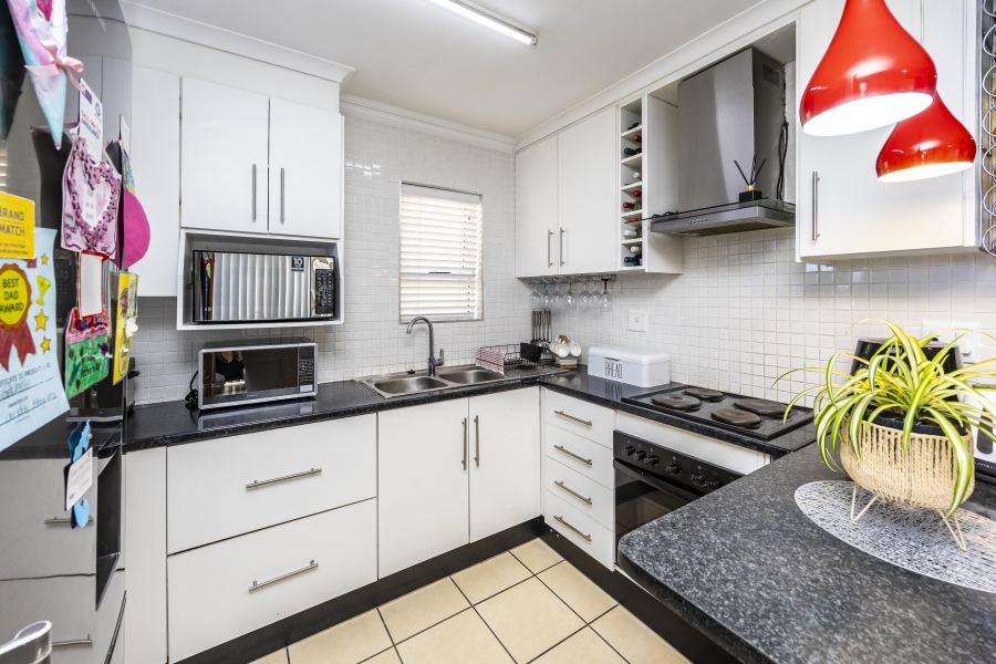 3 Bedroom Property for Sale in Amalinda Eastern Cape